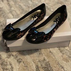 Anne Klein Sport Leopard Flats